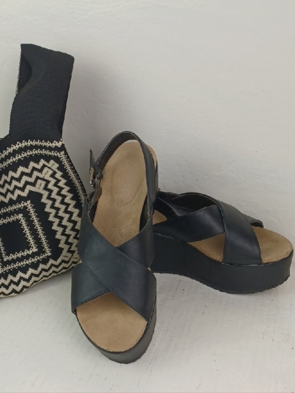 BAMBOO Retro Black Platform Wedge Sling-Back Sandals NWOT Size: